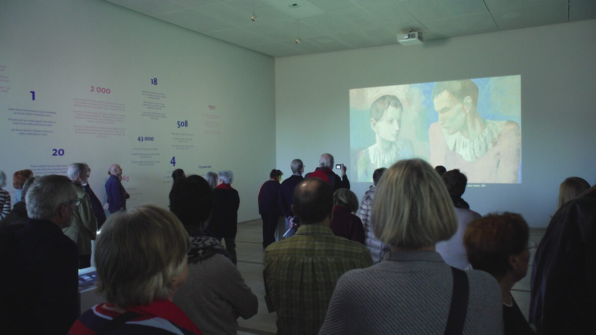 Fondation Beyeler The Young Picasso Multimedia Room with Crowd of Visitors Watching Film
